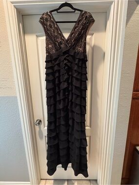 Adrianna Papell Black Lace & Ruffle V-Neck Prom Dress